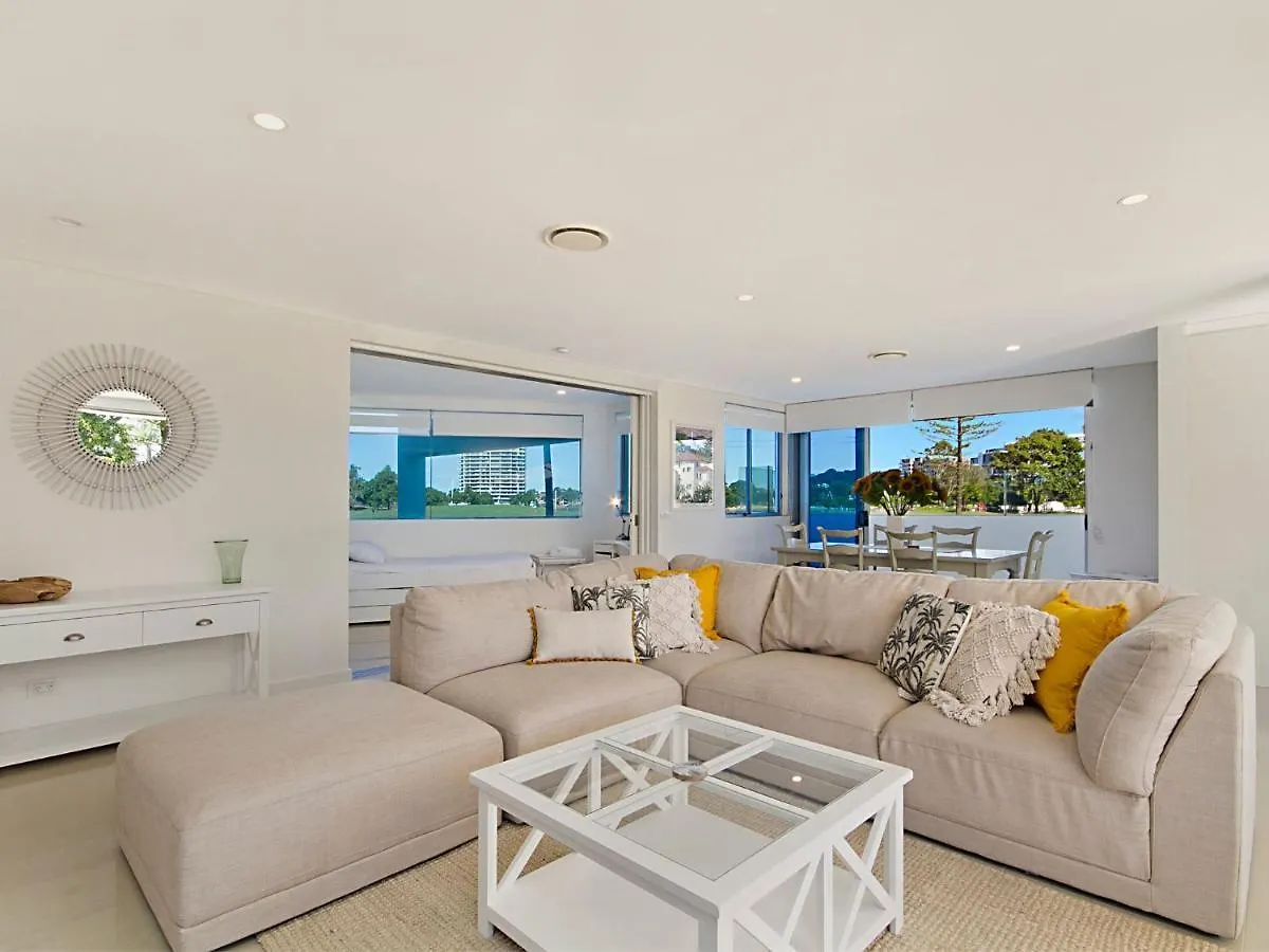 Nielsen On The Park Unit 1 3 Bed Apartment Coolangatta Australia